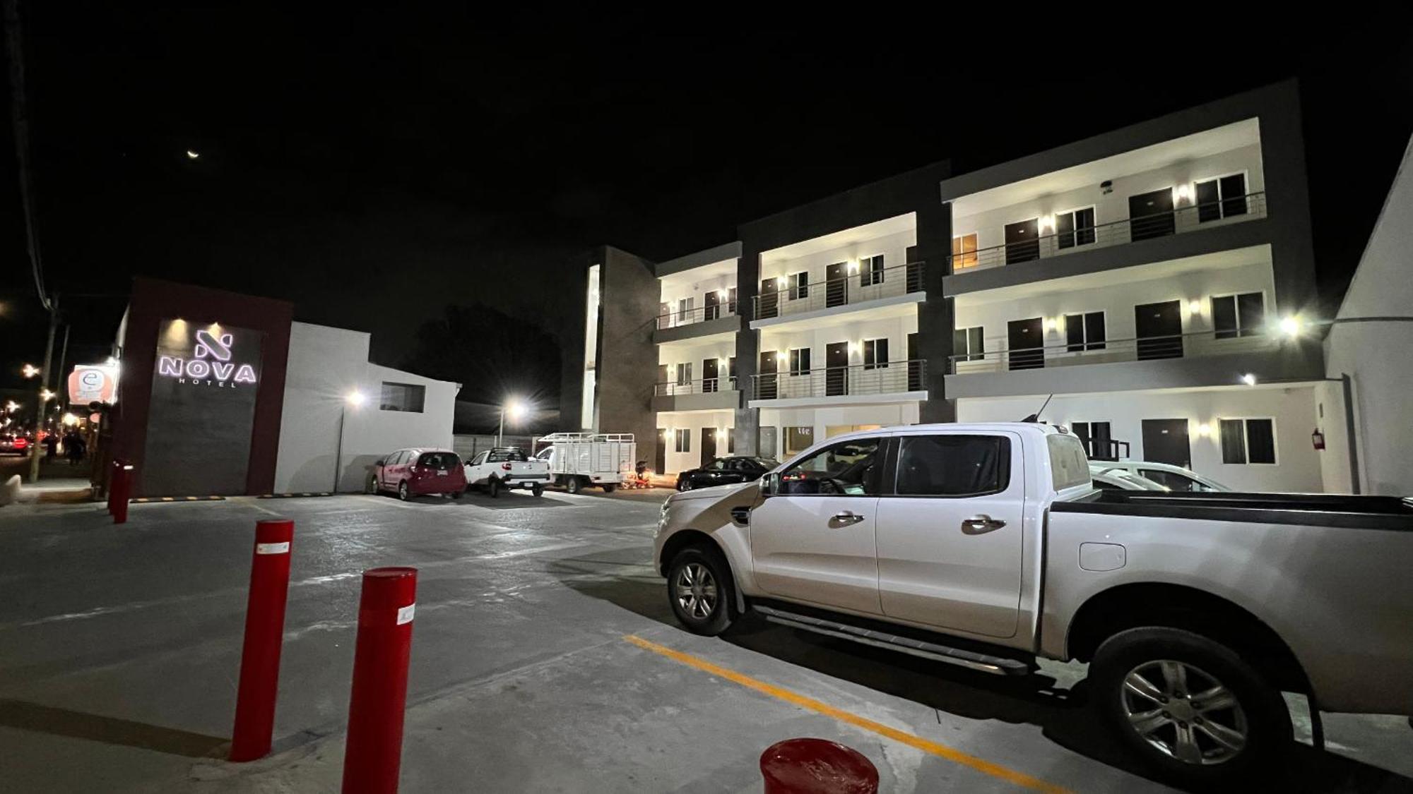 Nova Hotel Cadereyta Jimenez Luaran gambar